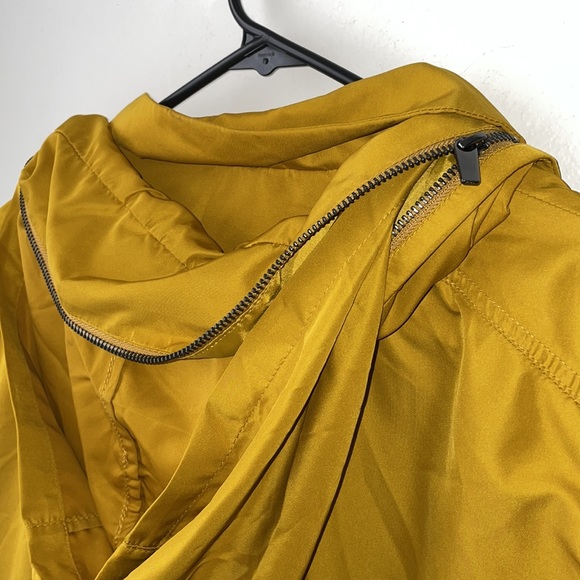 ZARA Gold Yellow Peplum Jacket size Small - Picture 4 of 4